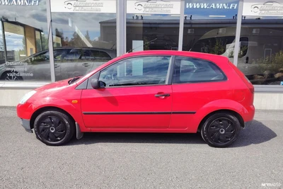 Ford Fiesta 1.3 3d JUURI KATSASTETTU 2003, photo 4/11