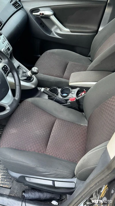 Toyota Verso 2011, kuva 7/18