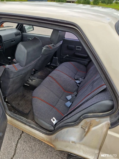 Opel Ascona 1984, photo 5/7