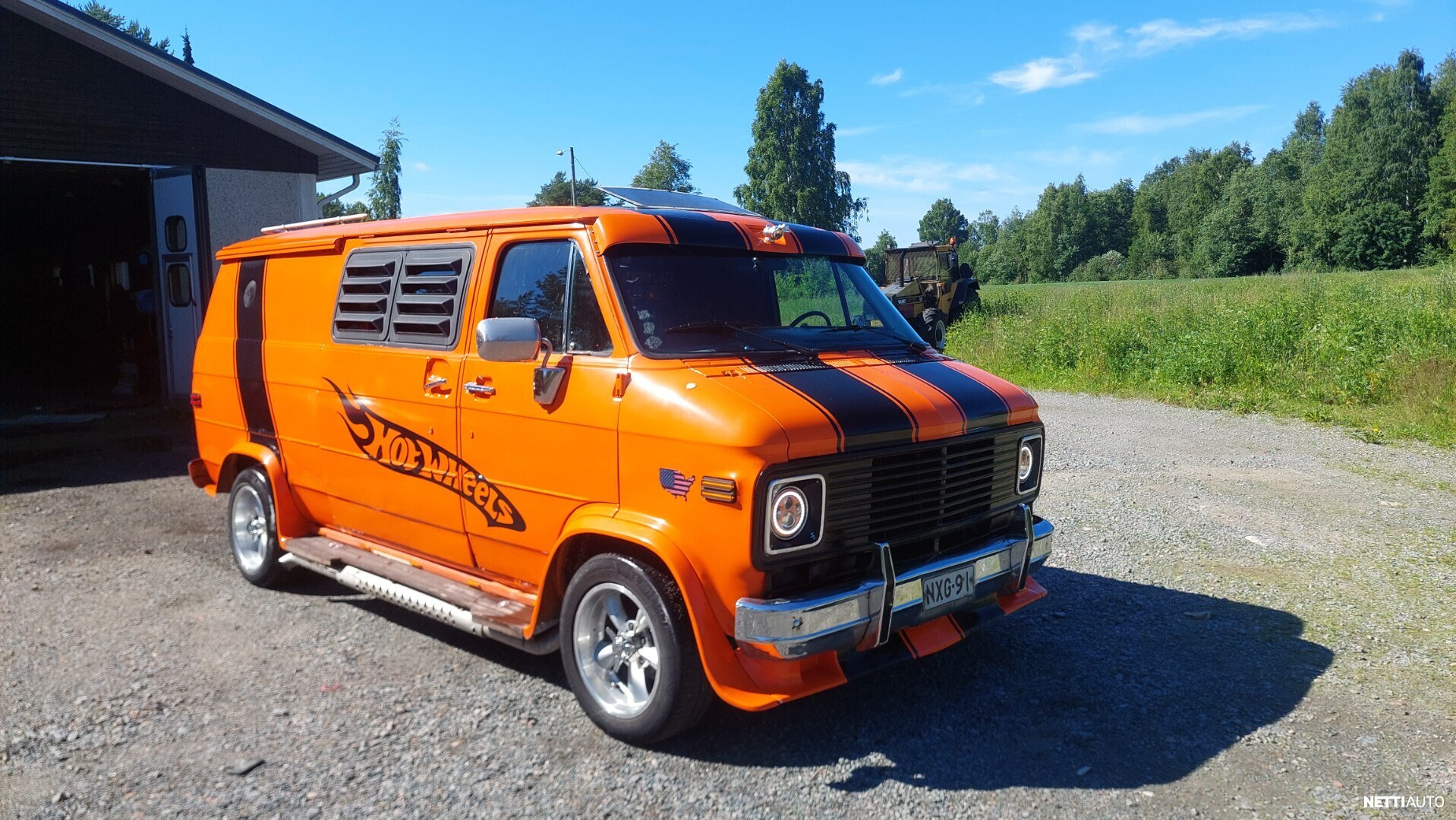 Chevrolet Chevy Van