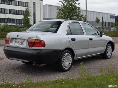 Mitsubishi Carisma 1,6 GLX 4d 1997, photo 5/29
