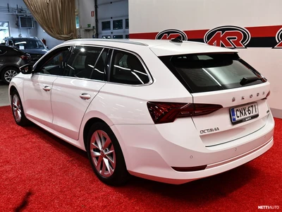 Skoda Octavia 2021, photo 5/10