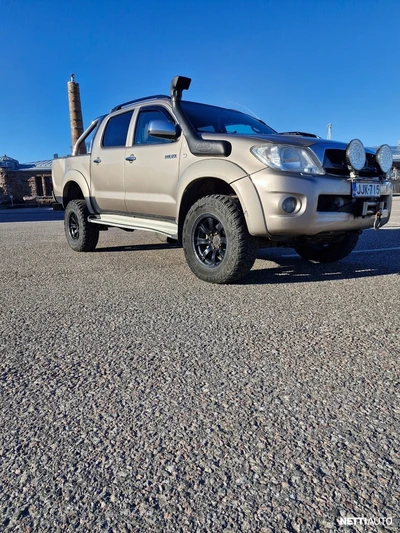 Toyota Hilux 2011, photo 2/11