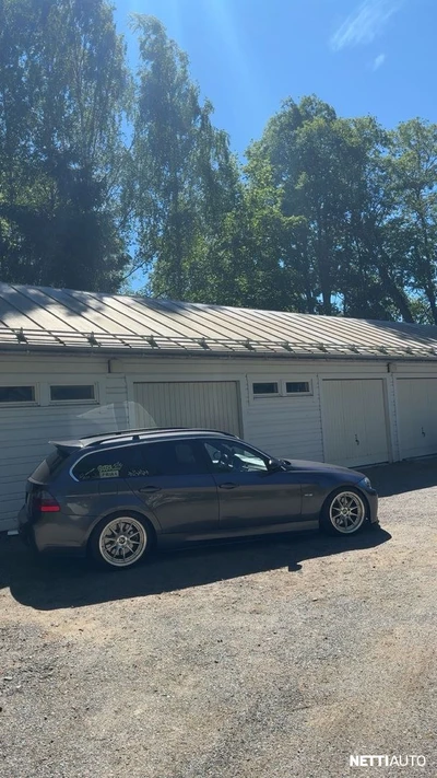 BMW 325 2008, photo 2/12