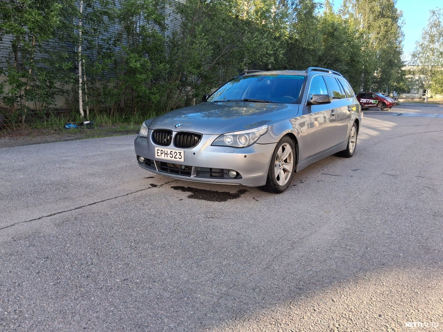 BMW 530