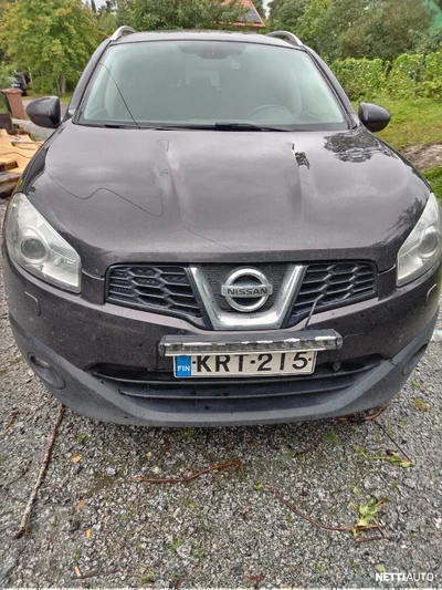 Nissan Qashqai+2 2011, kuva 2/8