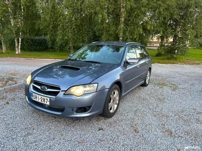 Subaru Legacy 2006, kuva 1/11