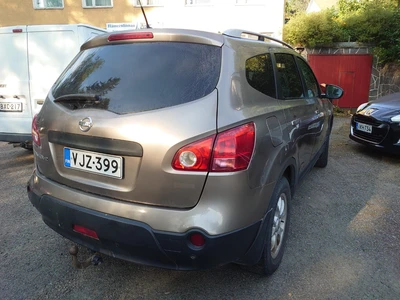 Nissan Qashqai+2 1.6 2010, kuva 4/6