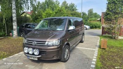 Volkswagen Transporter 2010, photo 2/17