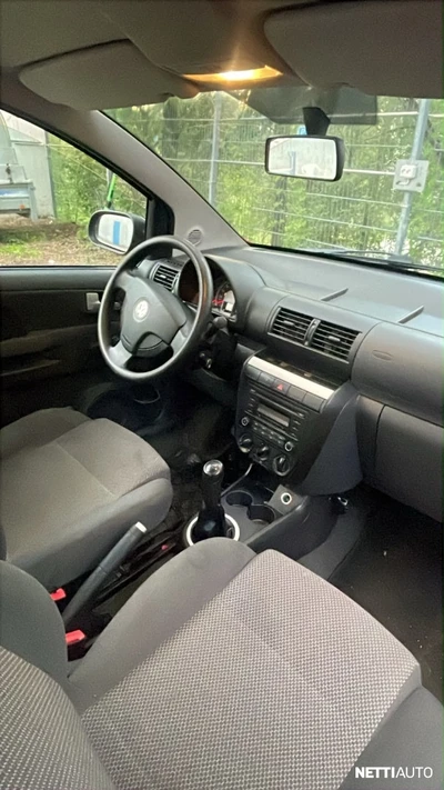 Volkswagen Fox 2007, kuva 3/4