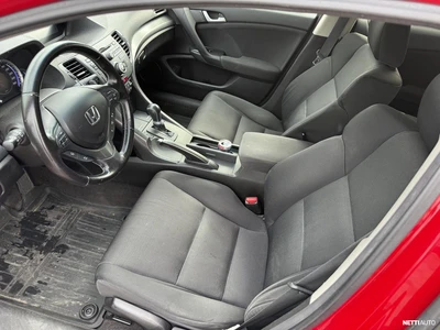 Honda Accord 2011, kuva 6/9