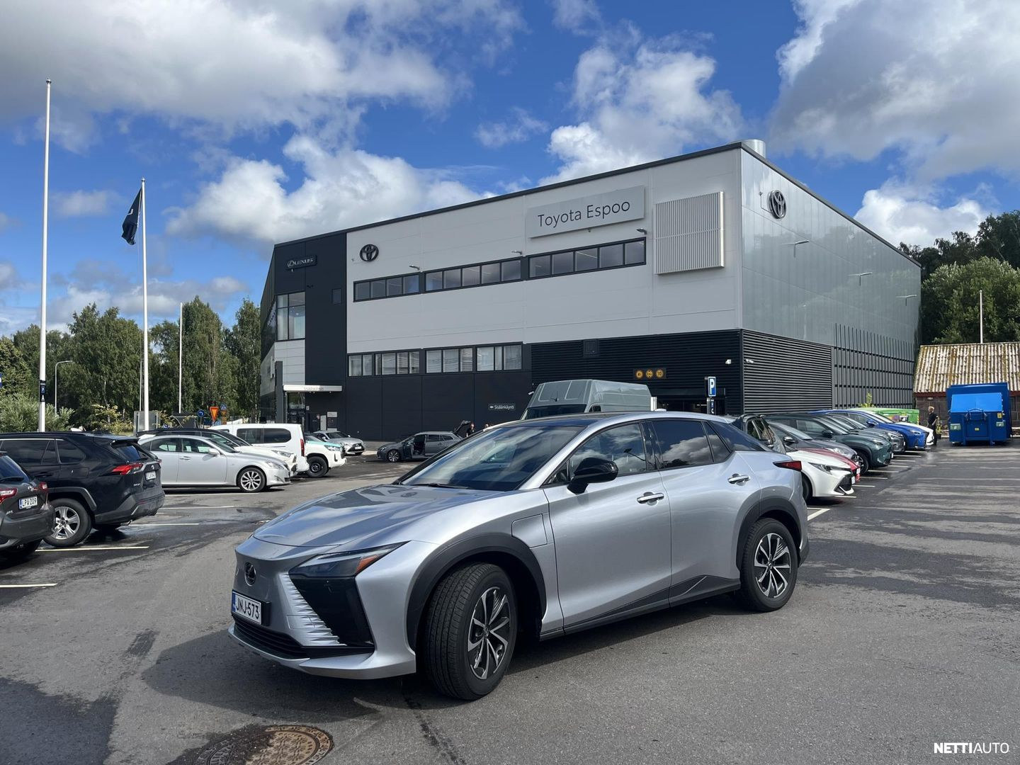 Lexus RZ