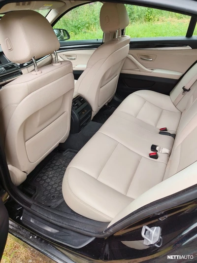 BMW 520 2016, photo 6/8