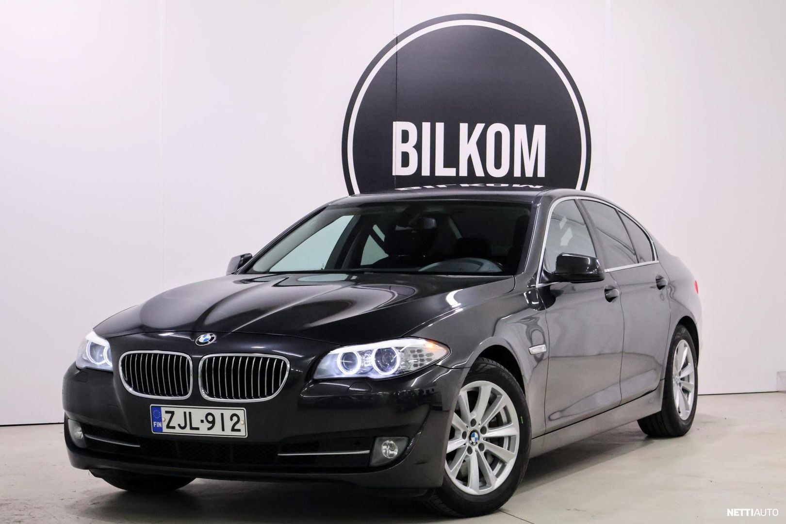 BMW 525