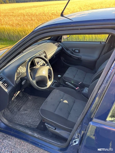 Peugeot 306 2001, photo 7/8