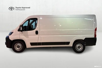 Toyota Proace Max 2025, photo 2/18
