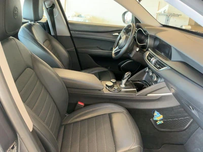Alfa Romeo Stelvio 2018, kuva 5/12