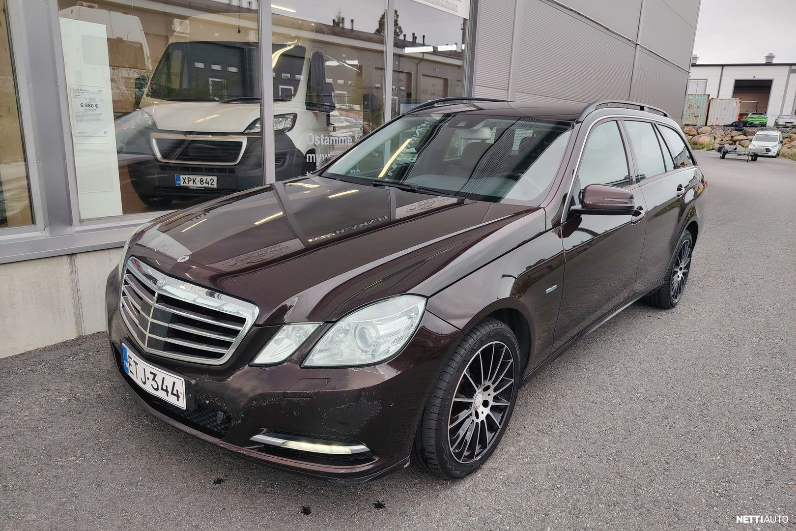 Mercedes-Benz E