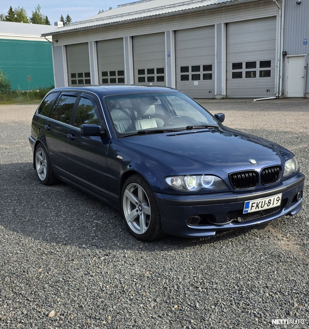BMW 330