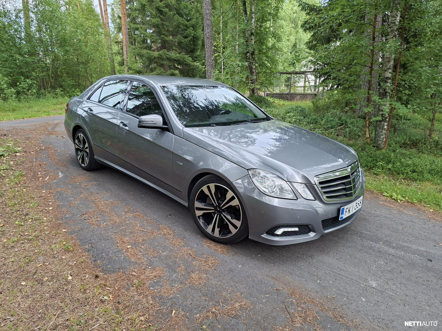 Mercedes-Benz E