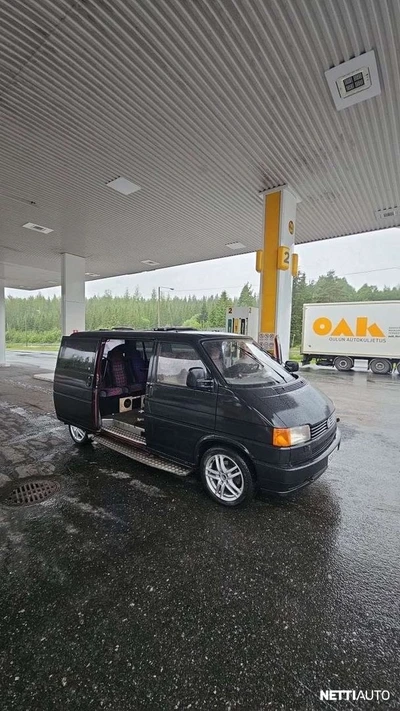 Volkswagen Transporter 1995, kuva 2/4