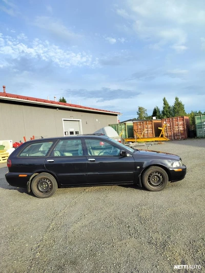 Volvo V40 2004, photo 4/7