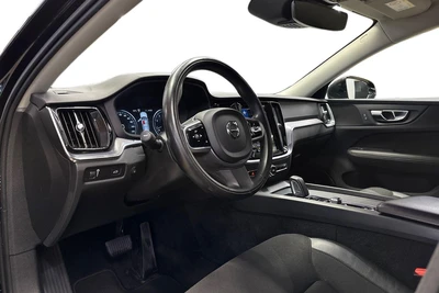 Volvo V60 B3 MHEV Business aut 2021, photo 6/26