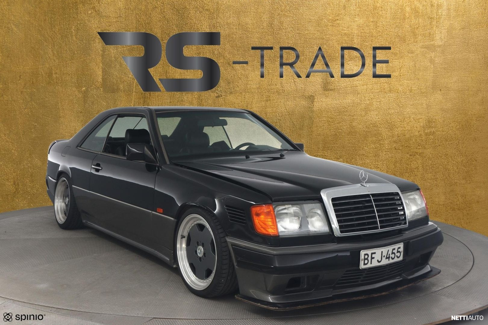 Mercedes-Benz 124