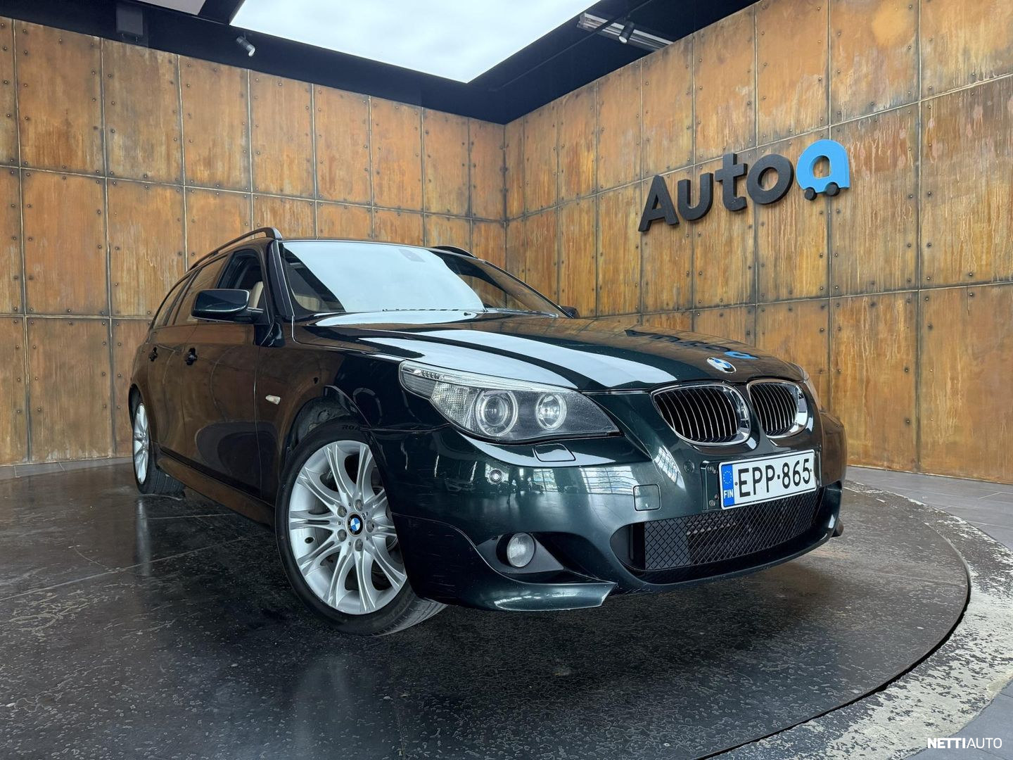 BMW 530