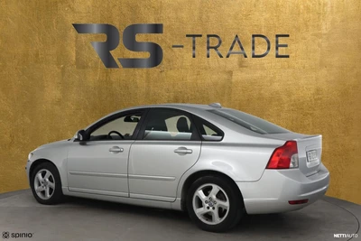 Volvo S40 2010, photo 6/36