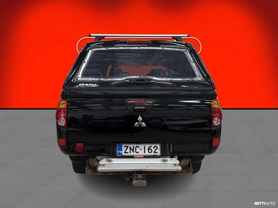 Mitsubishi L200 Club Cab 2,5 DI-D Magnum 2014, photo 7/31