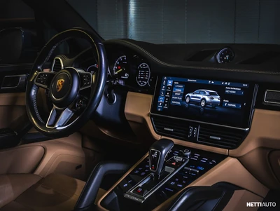 Porsche Cayenne 2019, kuva 7/10