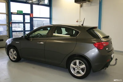 Alfa Romeo Giulietta 2016, kuva 3/21