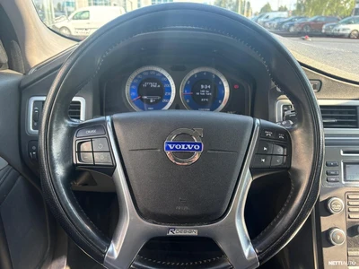 Volvo V70 2,5FT R-Design 2010, photo 6/9