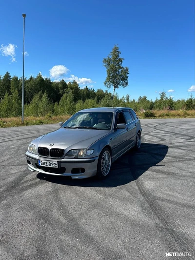 BMW 330 2004, kuva 1/10