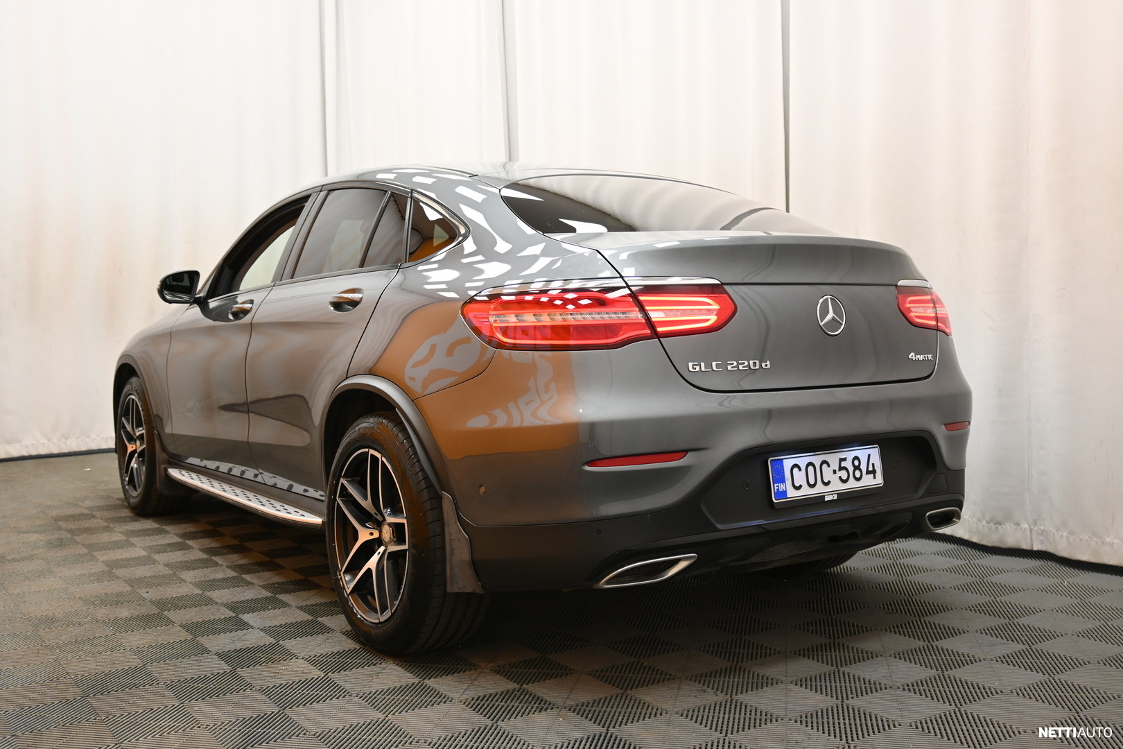 Mercedes-Benz GLC 2017, photo 5/37