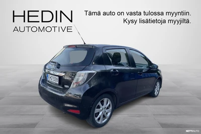 Toyota Yaris Hybrid Active 5ov 2014, photo 2/7