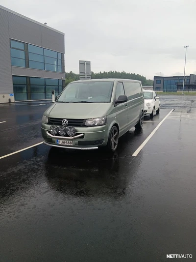 Volkswagen Transporter 2010, photo 1/8