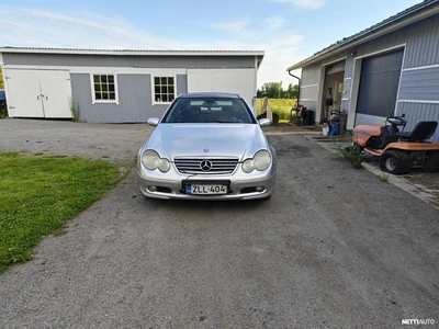 Mercedes-Benz C 2002, kuva 4/20