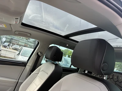 Volkswagen Tiguan 2021, photo 4/6