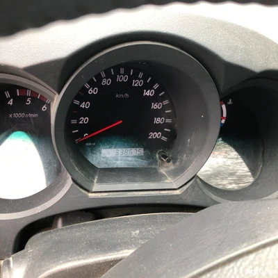 Toyota Hilux 2011, photo 3/5