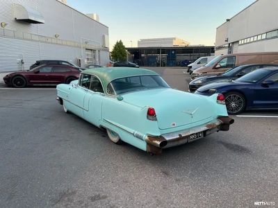 Cadillac 62-series Sedan DeVille 1956, kuva 2/9