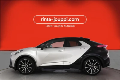 Toyota C-HR 2024, photo 7/33