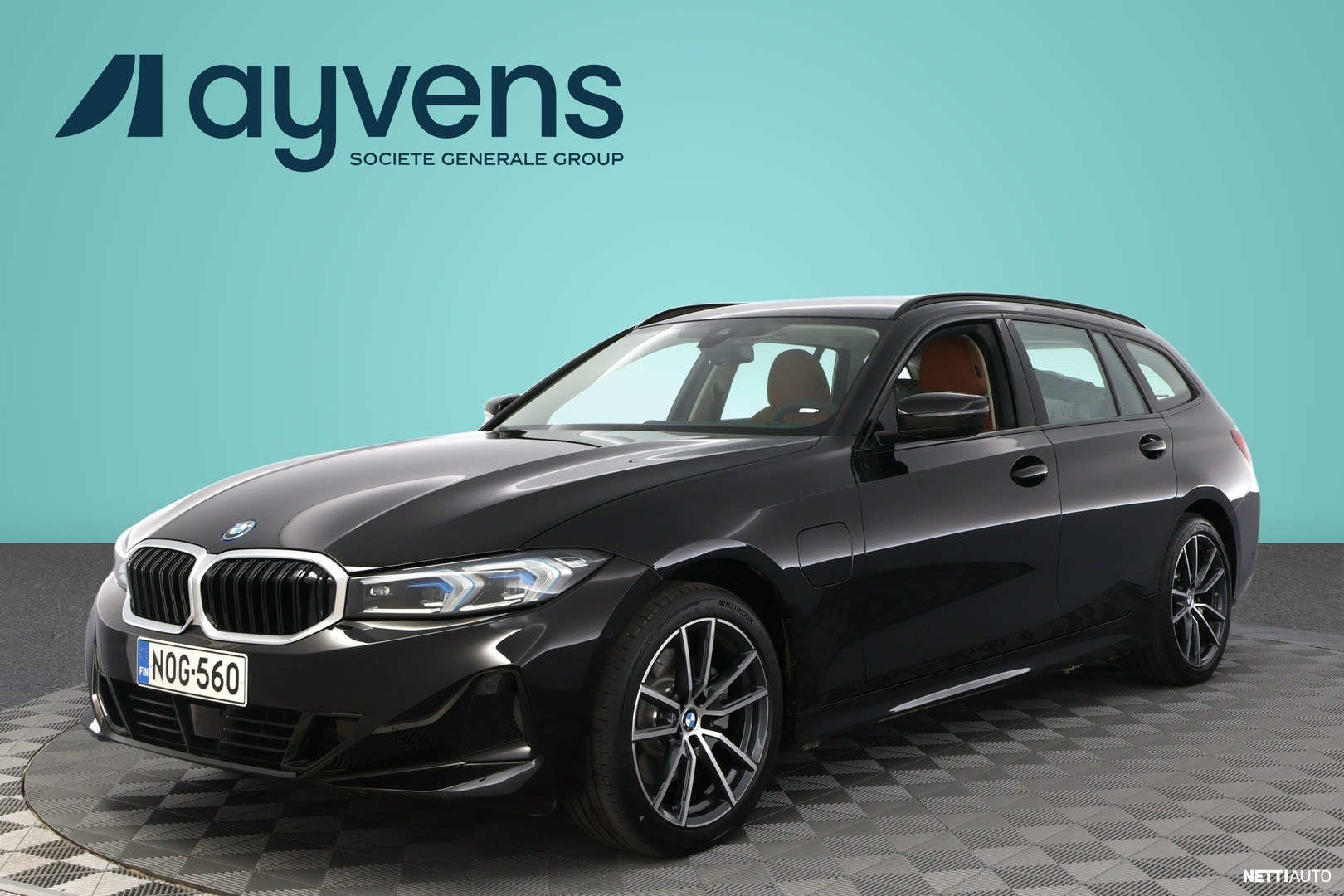 BMW 330