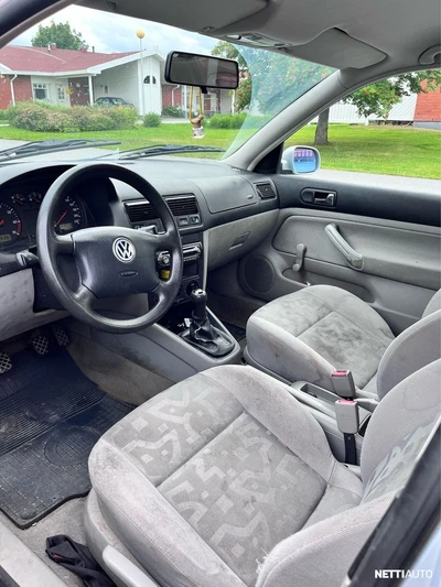 Volkswagen Golf 1998, photo 6/8