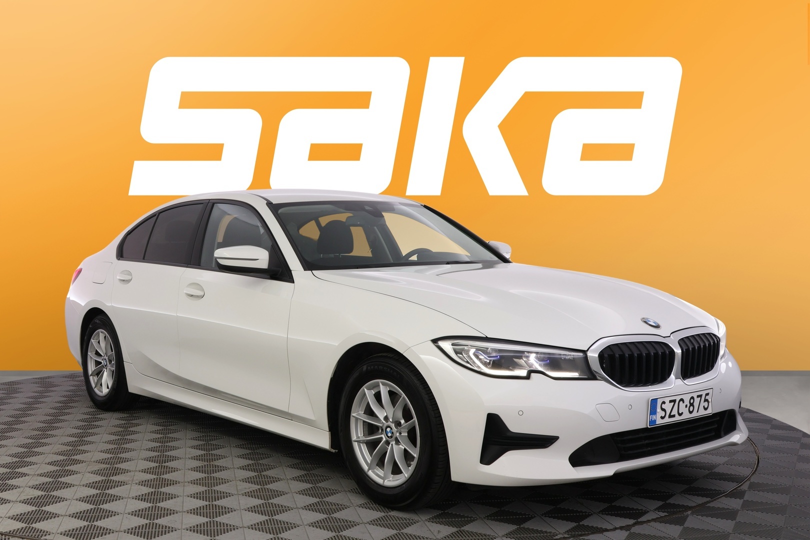 BMW 320