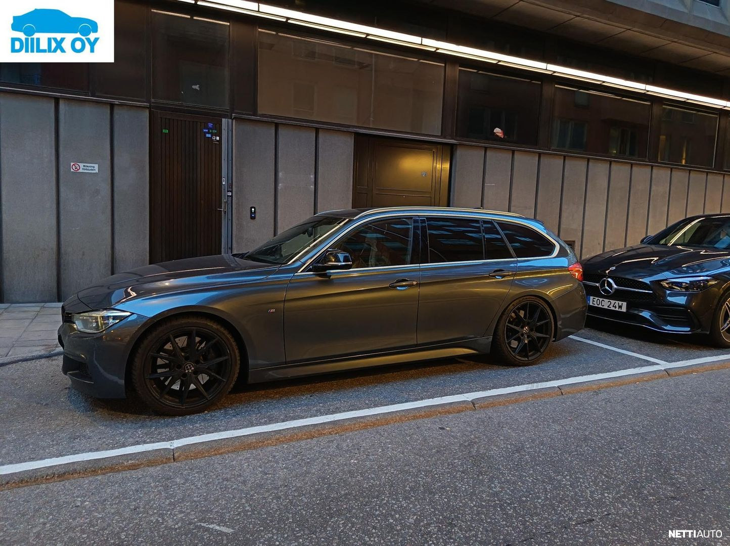 BMW 330