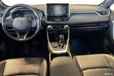 Toyota RAV4 Plug-In 2022, kuva 7/21