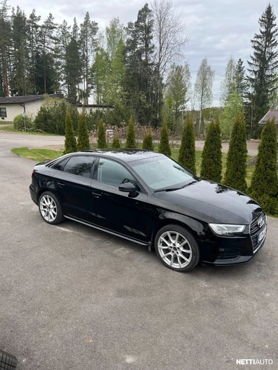 Audi A3 2018, photo 1/11