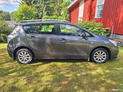Toyota Verso 2009, kuva 4/7